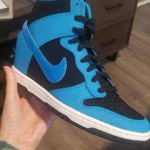 Womans Sky High Essential 'Black Blue Lacquer'